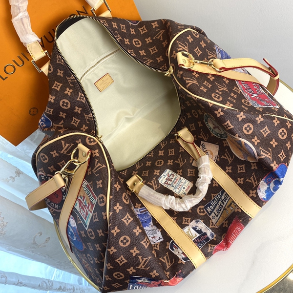 ルイヴィトンバッグ着用イメージ